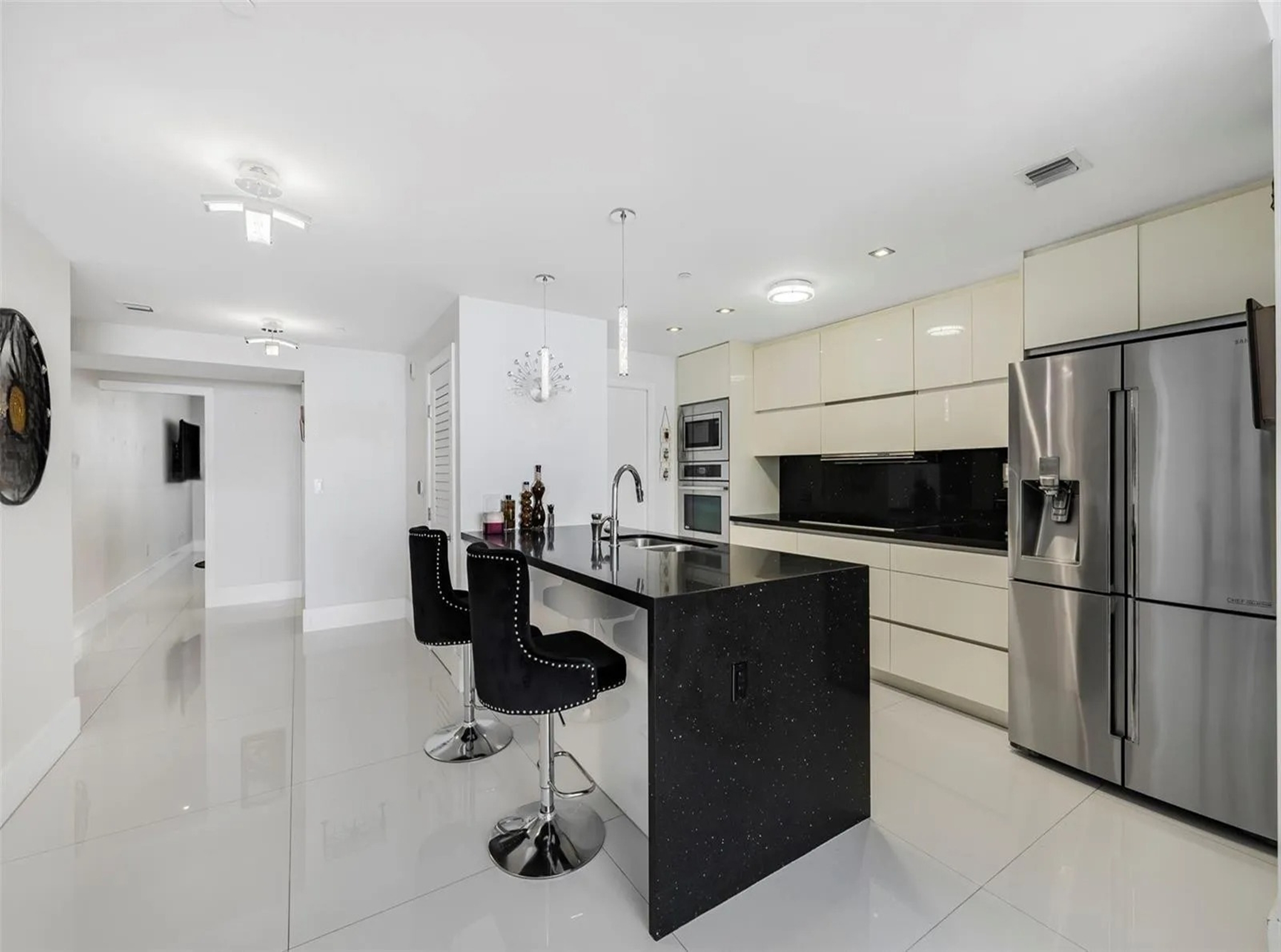 DCM_178344226 DCM_178344226