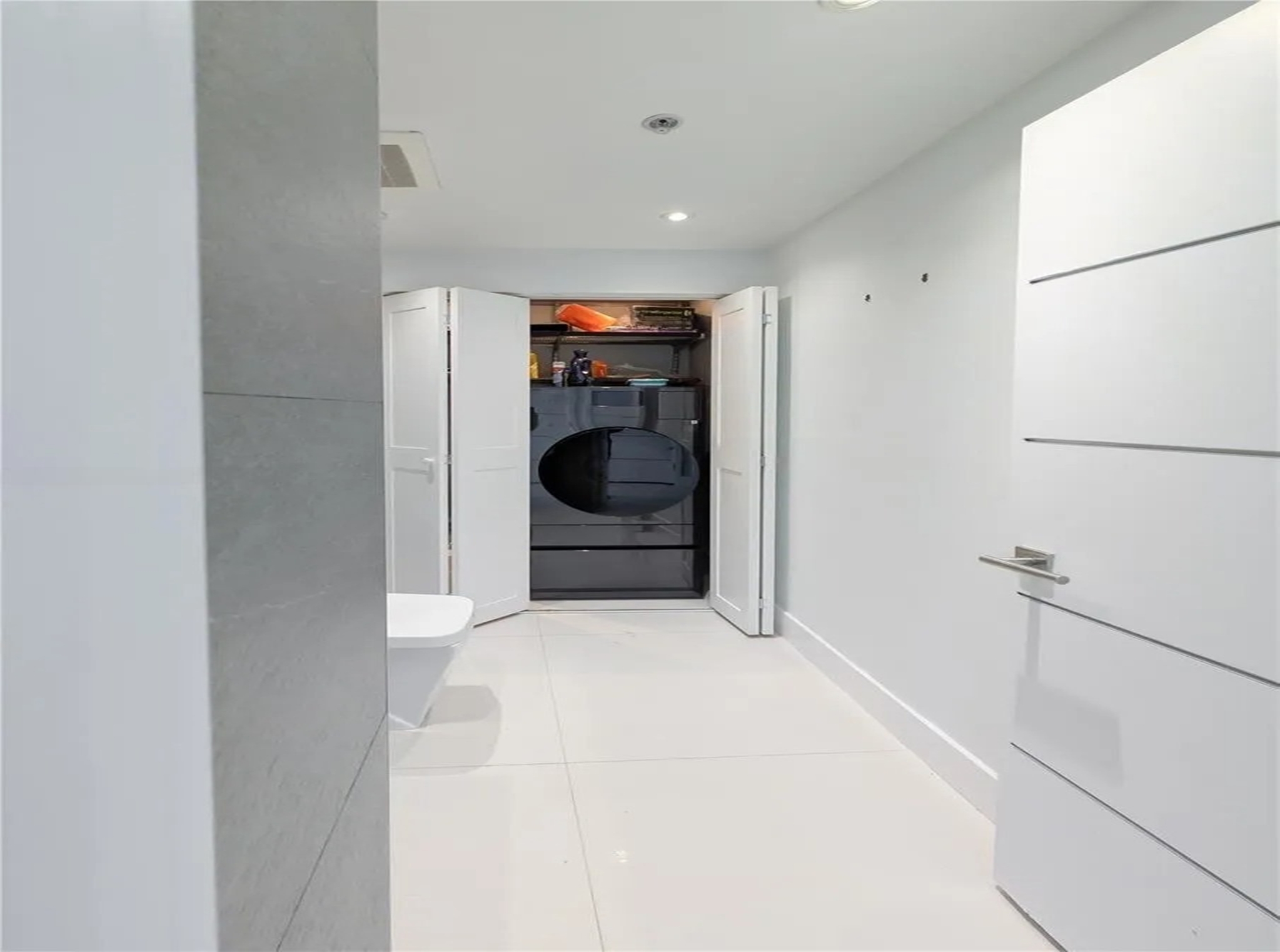 DCM_2683212 DCM_2683212