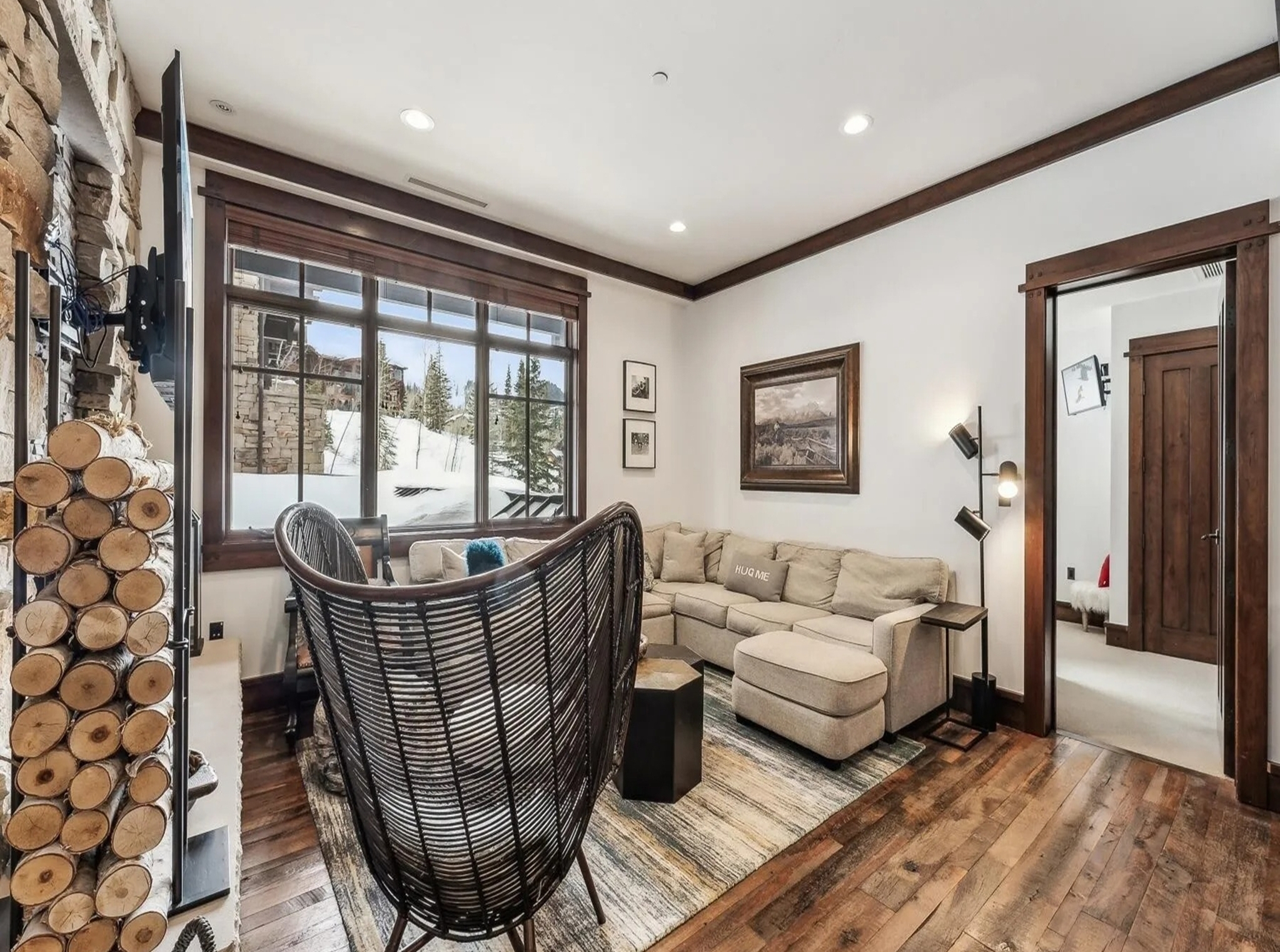 DCM_355935353 DCM_355935353